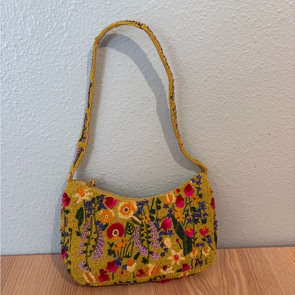 Vera Bradley Mini Roxbury Crescent Shoulder Bag - Picture 2 of 2